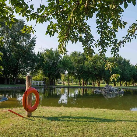Bed and Breakfast Pannonia Golf & Country Club Alcsutdoboz Exteriér fotografie