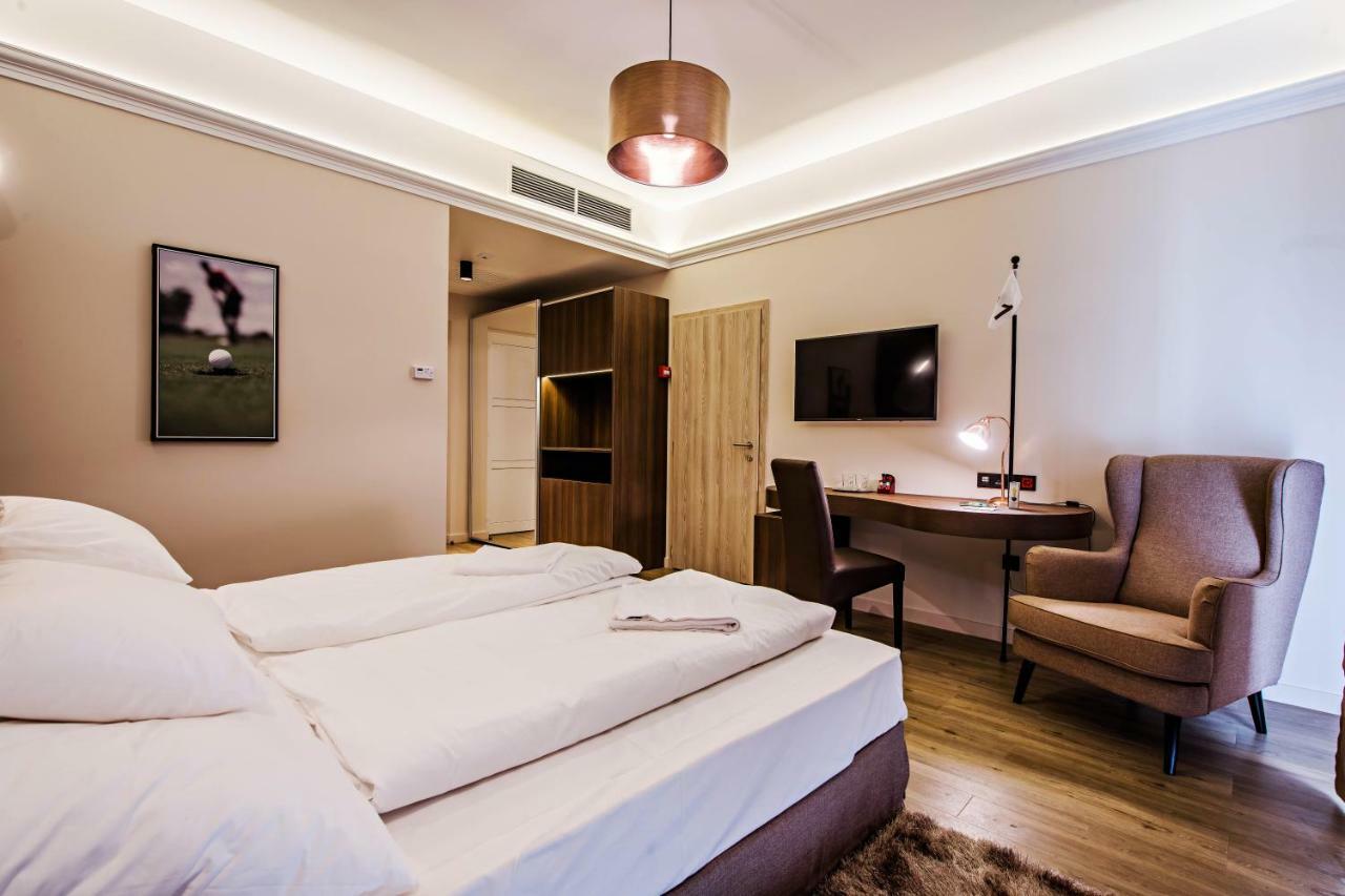 Bed and Breakfast Pannonia Golf & Country Club Alcsutdoboz Exteriér fotografie
