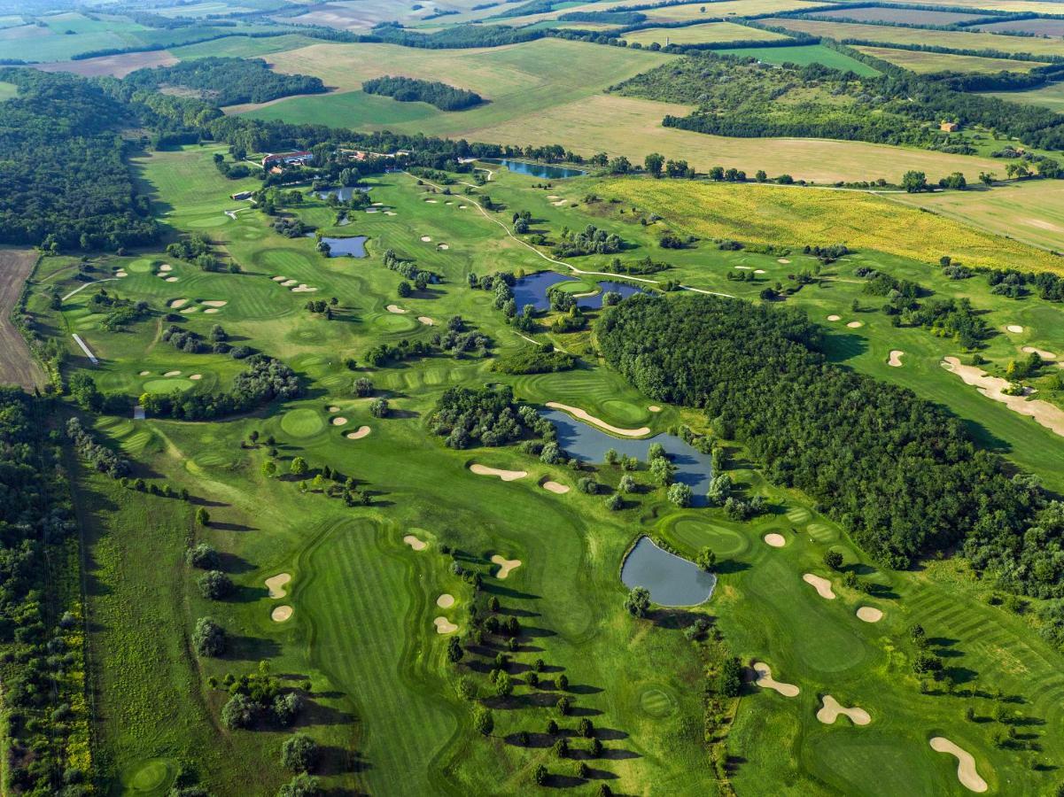 Bed and Breakfast Pannonia Golf & Country Club Alcsutdoboz Exteriér fotografie